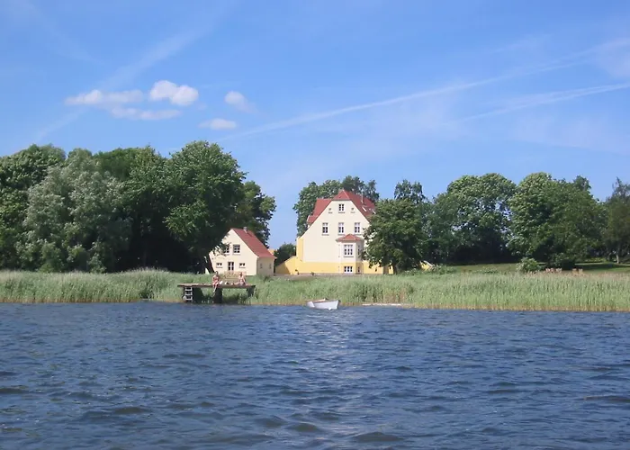 1 Mit Schoenem Seeblick Lägenhet *